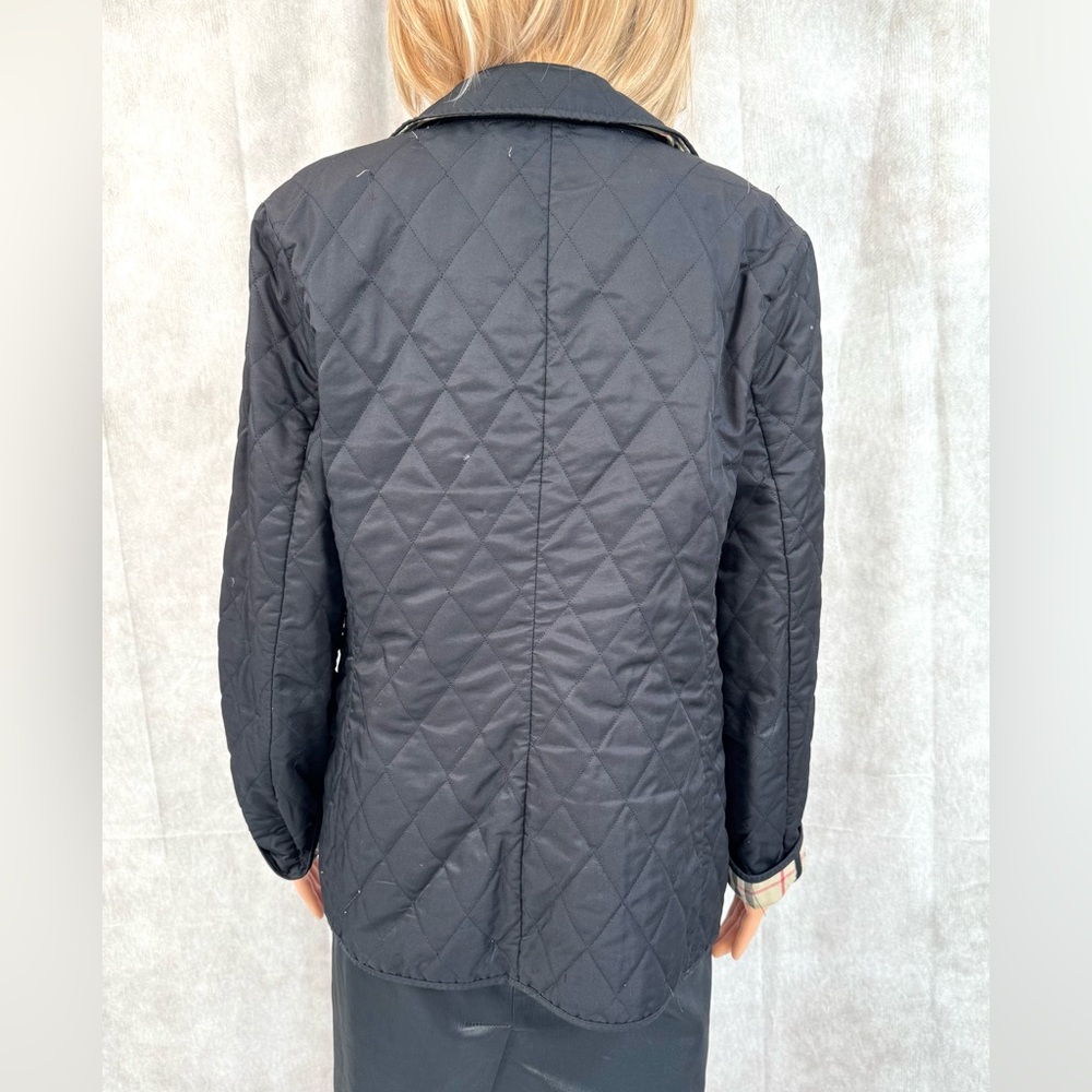 Burberry Black Utility Jacket with Diamond Quilting - Picture 7 of 11
